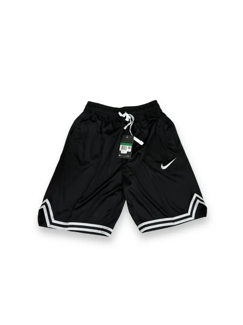 Спортивні шорти Найк